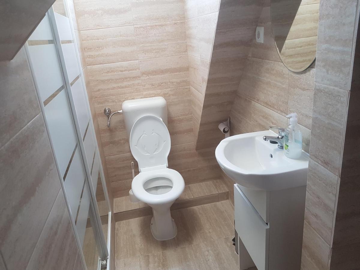Lara Guest House Sfântu Gheorghe Bagian luar foto