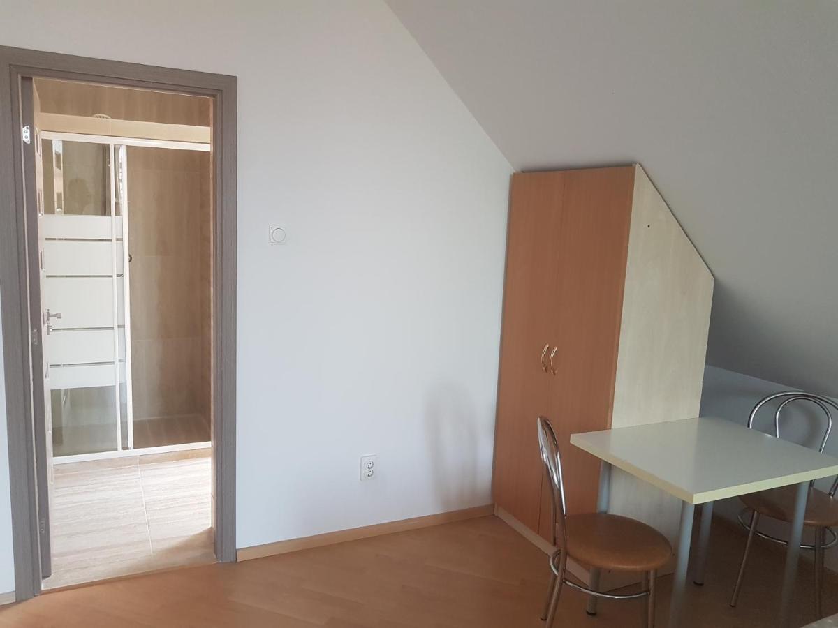 Lara Guest House Sfântu Gheorghe Bagian luar foto