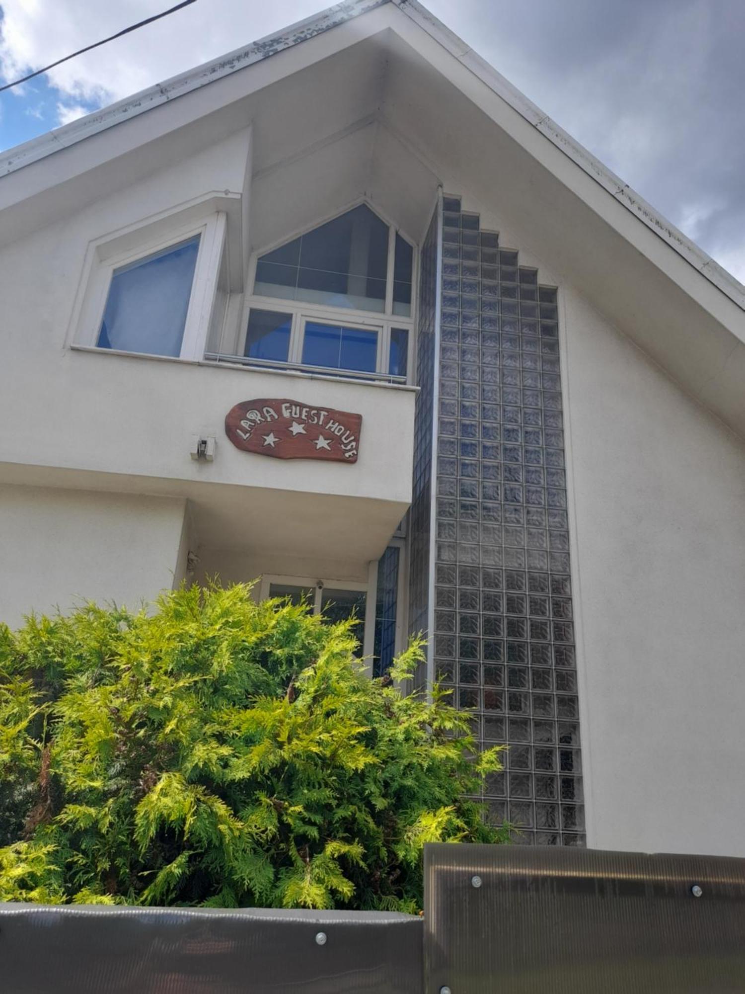 Lara Guest House Sfântu Gheorghe Bagian luar foto